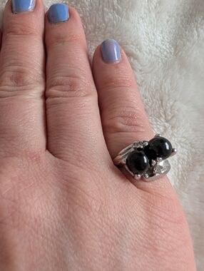 Vintage Style 18K HGE White Gold Tone Black Onyx Look Double Stone Ring
